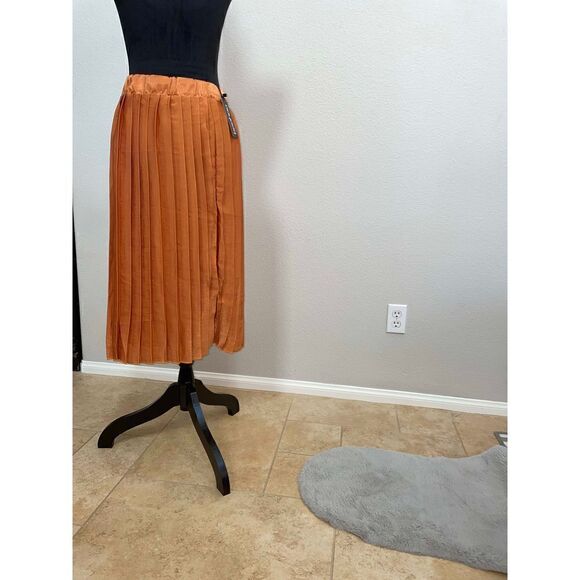 Boohoo Pleated Midi Skirt, SZ 6 - Picture 7 of 7